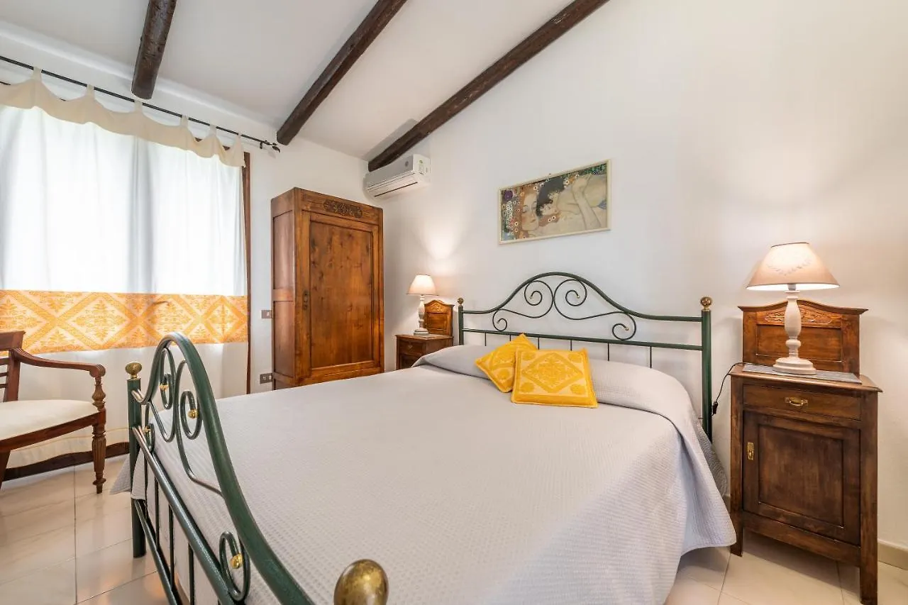 شقة Villa Dolly سارّوتش إيطاليا
